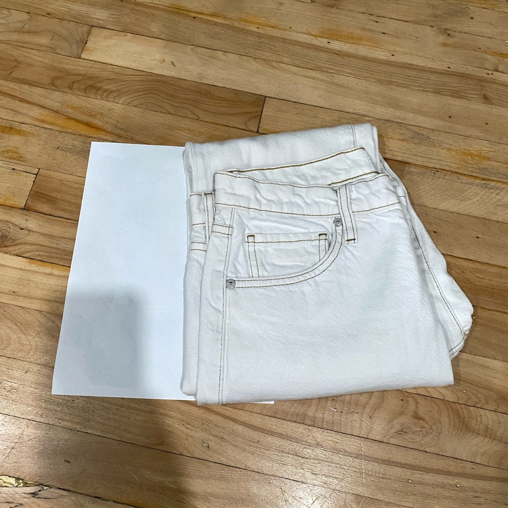 Frame Denim Straight Leg Jeans in Cream - Picture 13 of 13